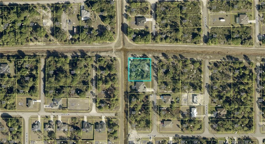 LEHIGH ACRES - Land
