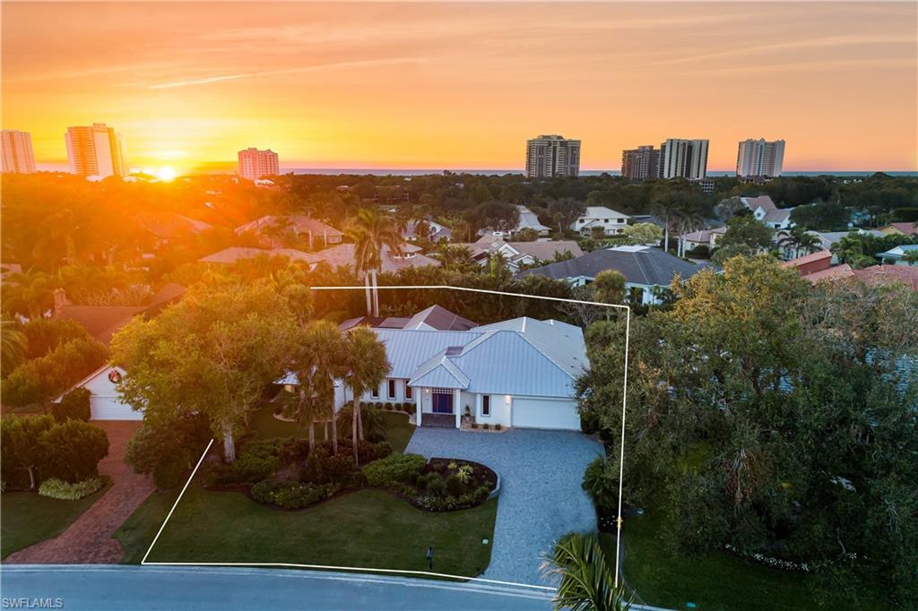PELICAN BAY WOODS - Residential