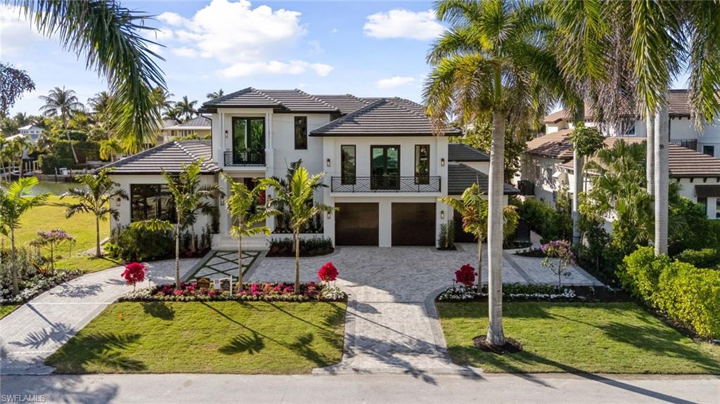 AQUALANE SHORES - Residential