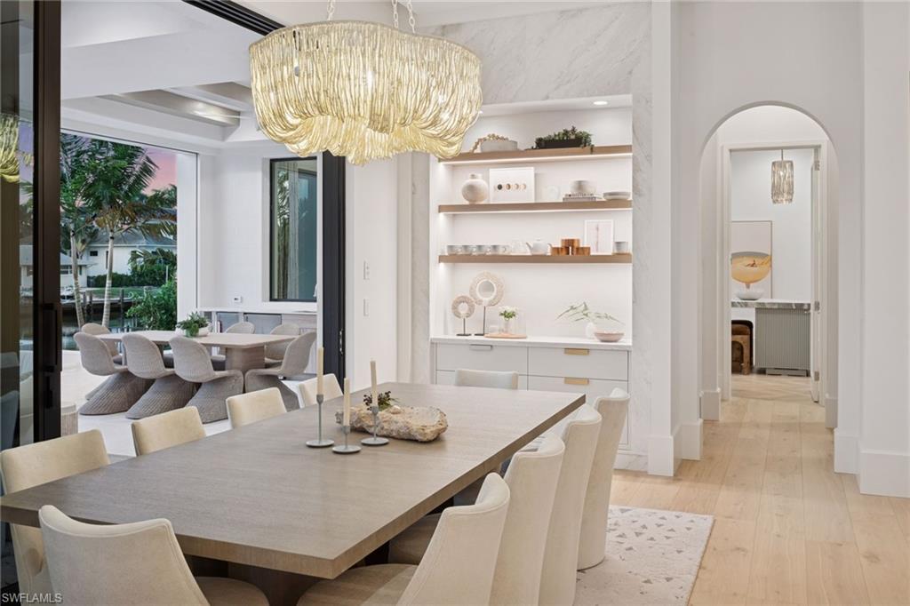AQUALANE SHORES - Residential