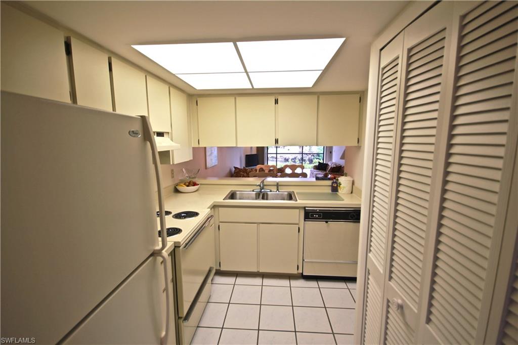 INDIAN CREEK GOLF VILLAS - Residential