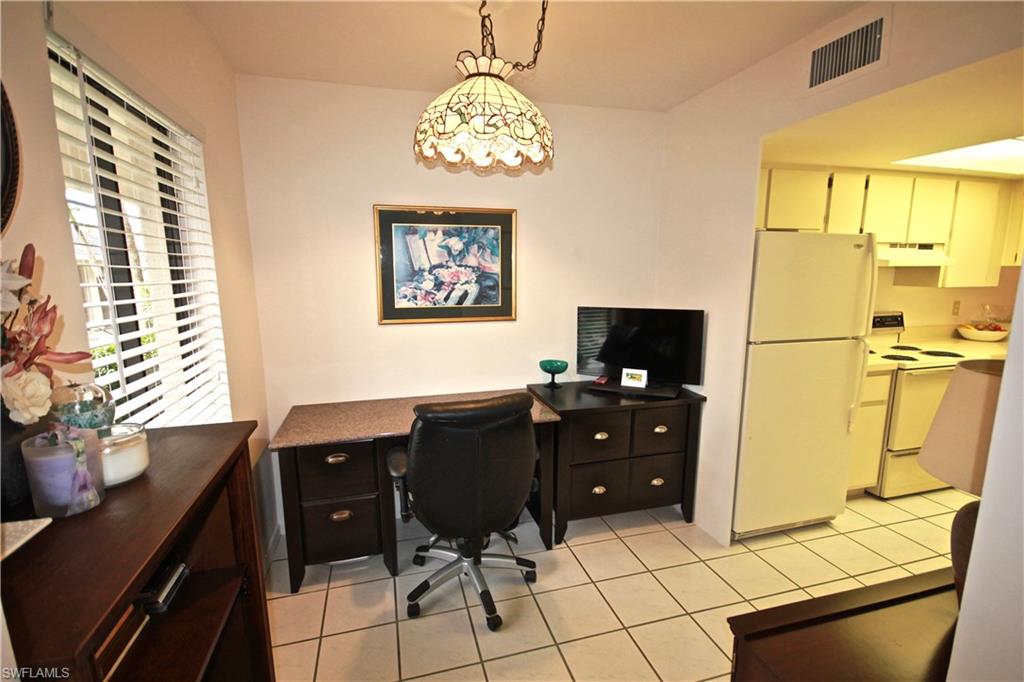 INDIAN CREEK GOLF VILLAS - Residential
