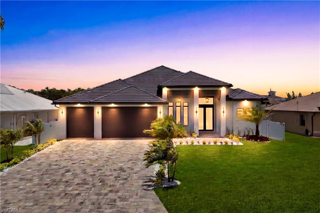 CAPE CORAL - Residential