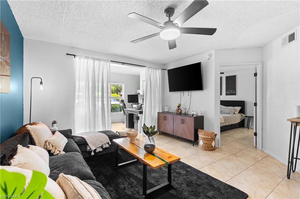 IBIS CLUB INTERNATIONAL - Residential