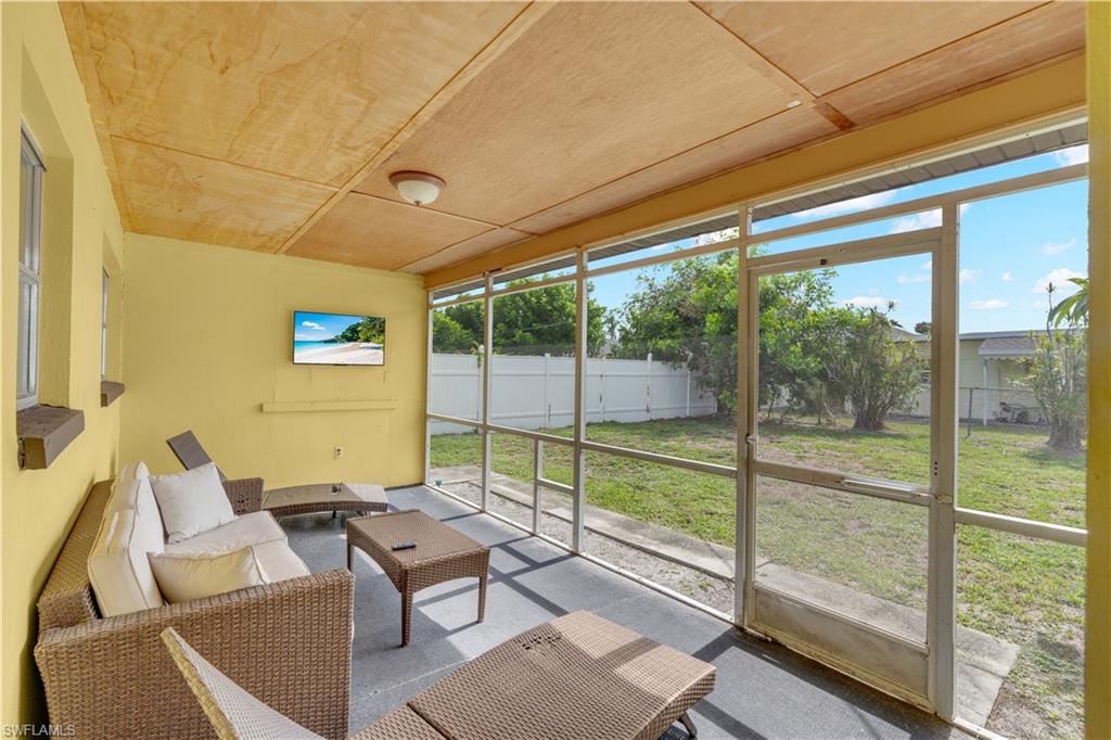 CAPE CORAL - Residential Lease