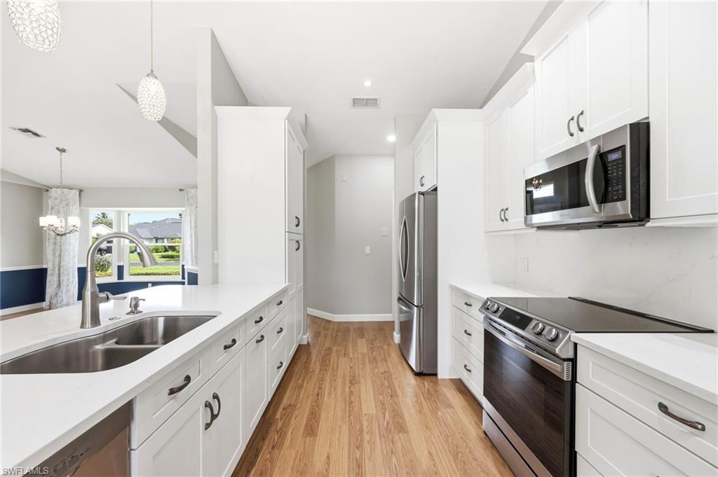 BOCA PALMS - Residential