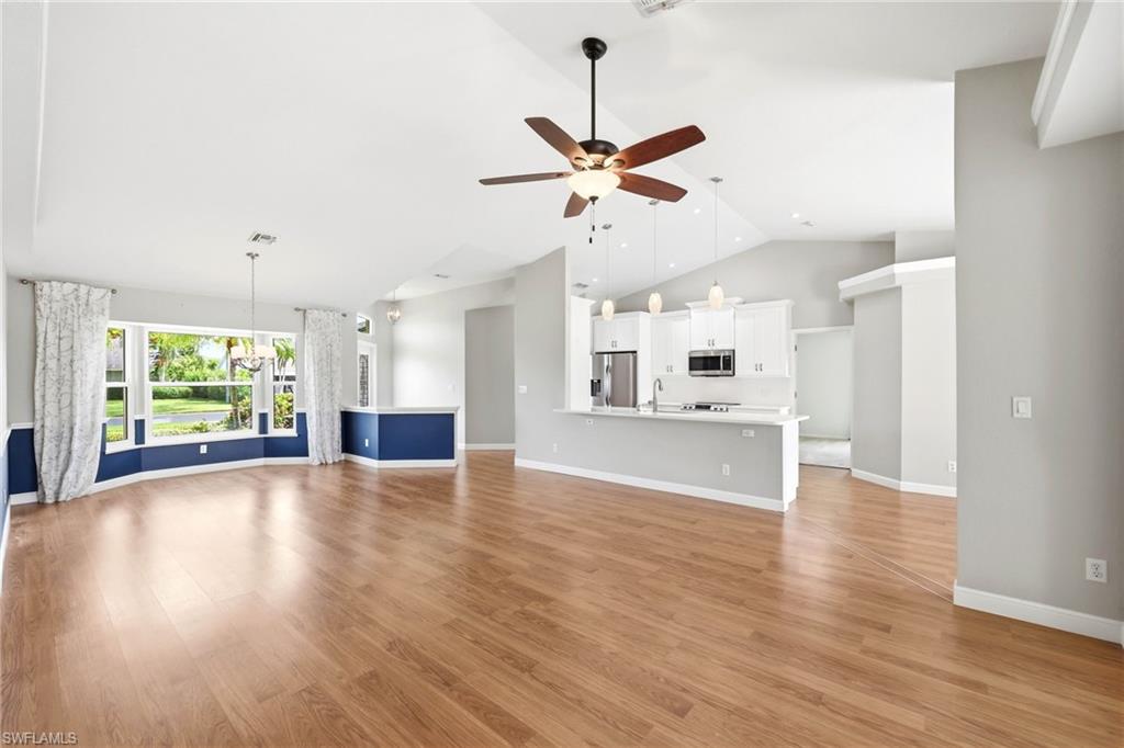BOCA PALMS - Residential