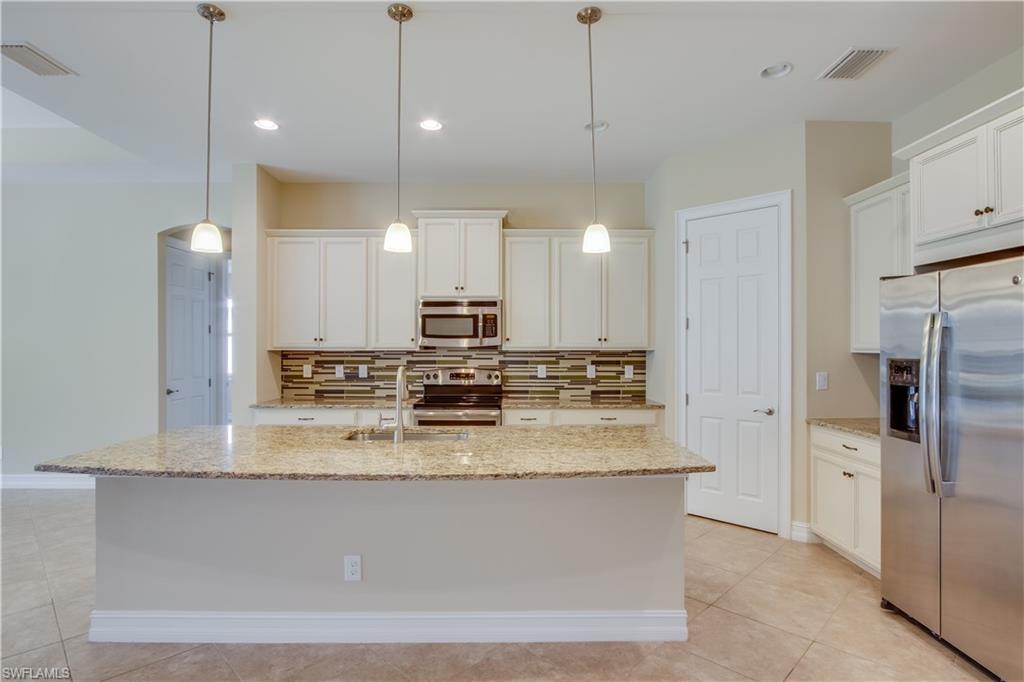 FAIRWINDS - Residential