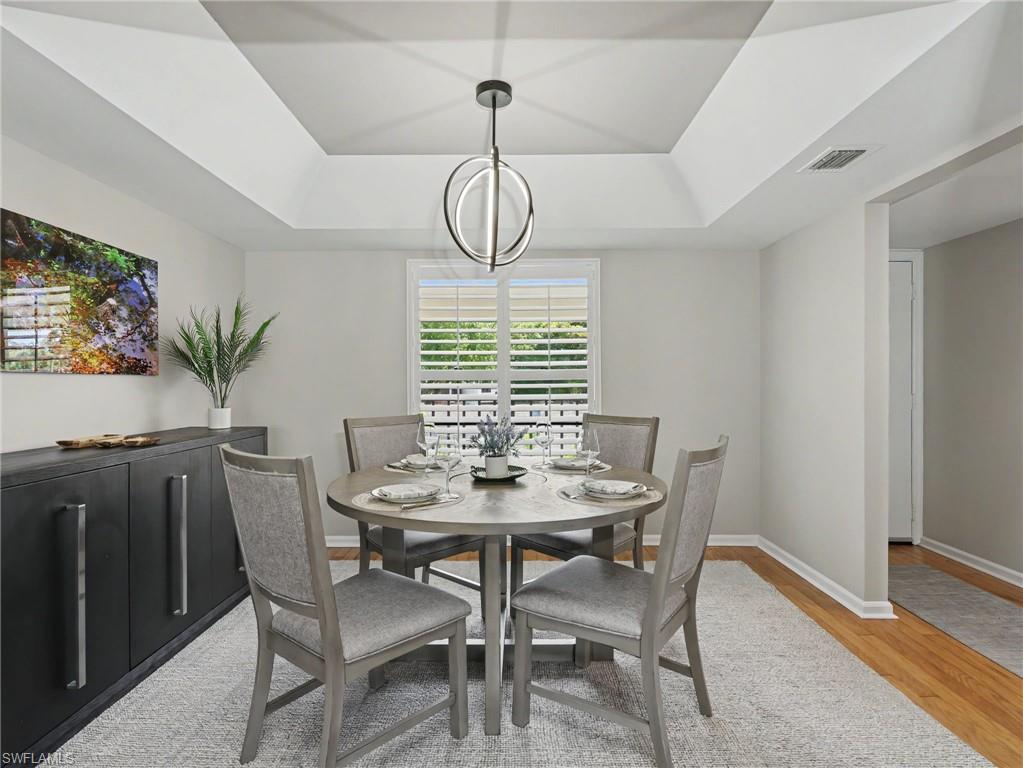 OXFORD COURT - Residential