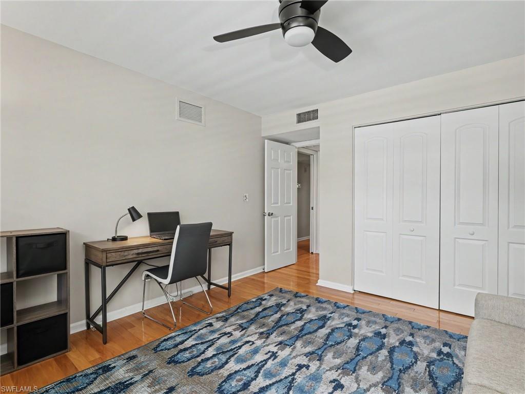OXFORD COURT - Residential