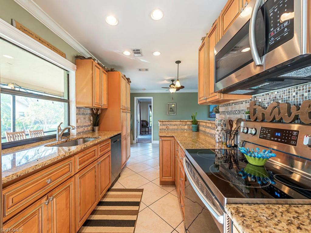 LAKEWOOD - Residential
