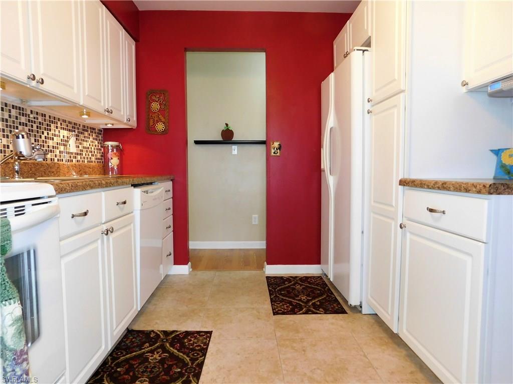PINEWOOD CONDOMINIUM - Residential