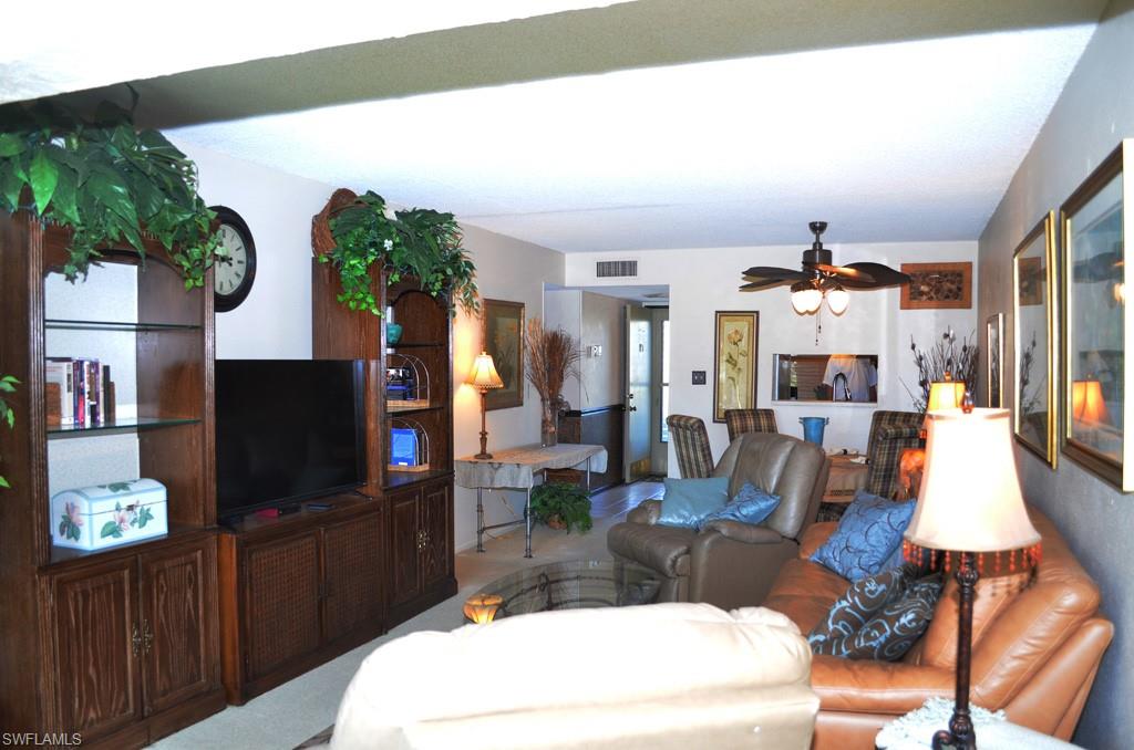 SEVEN LAKES - Residential
