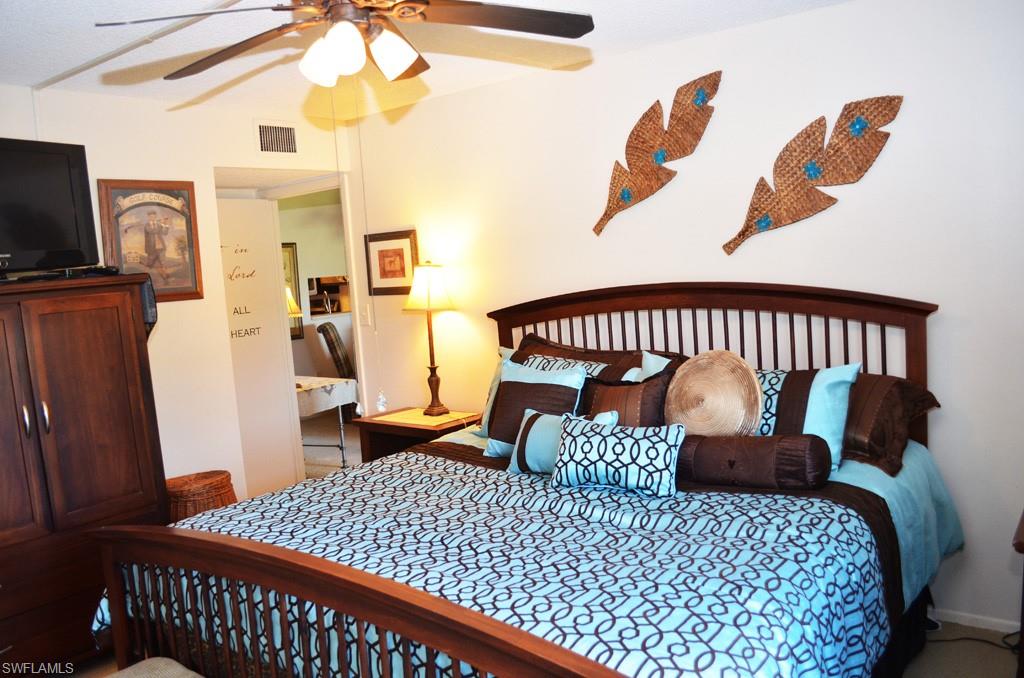 SEVEN LAKES - Residential