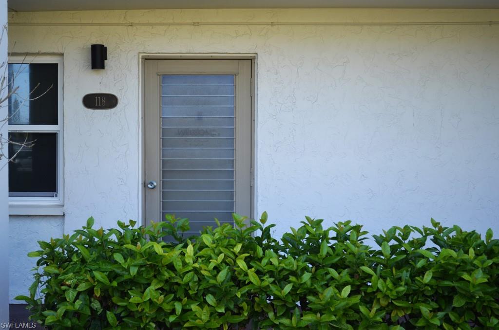 SEVEN LAKES - Residential