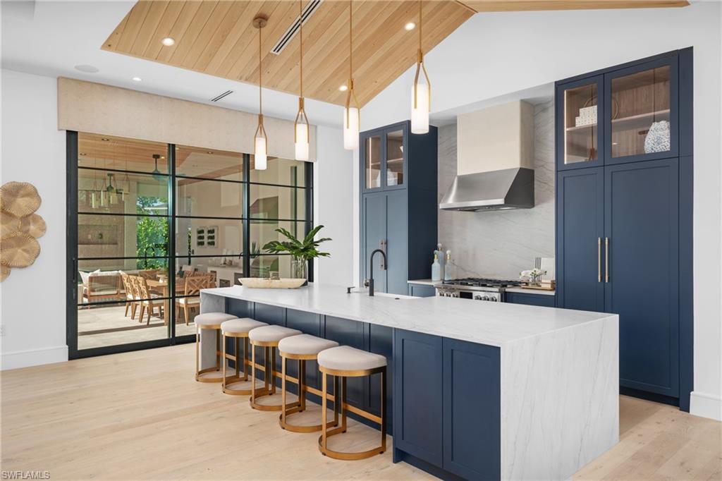 MOORINGS - Residential