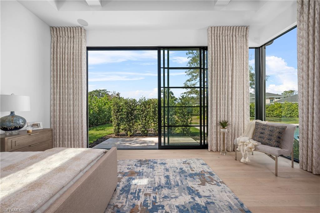 MOORINGS - Residential
