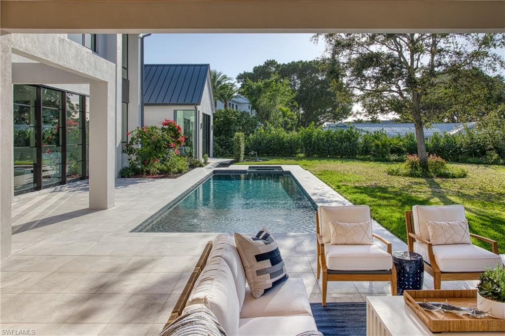 MOORINGS - Residential