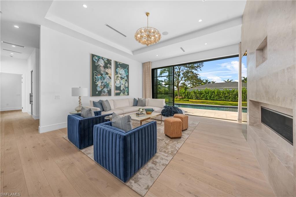MOORINGS - Residential