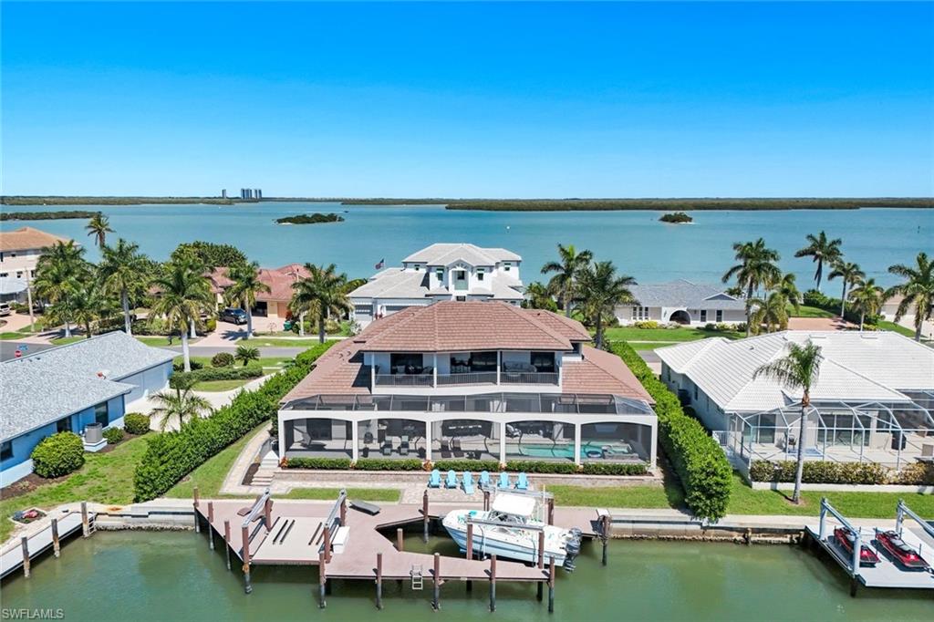 MARCO BEACH - Residential