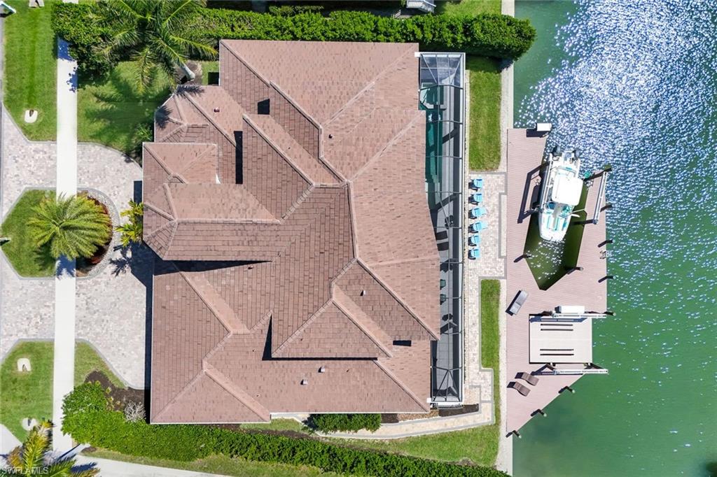 MARCO BEACH - Residential