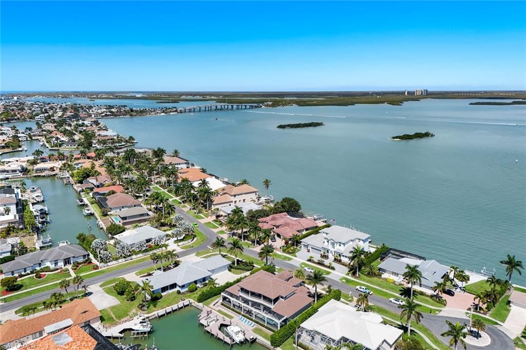MARCO BEACH - Residential