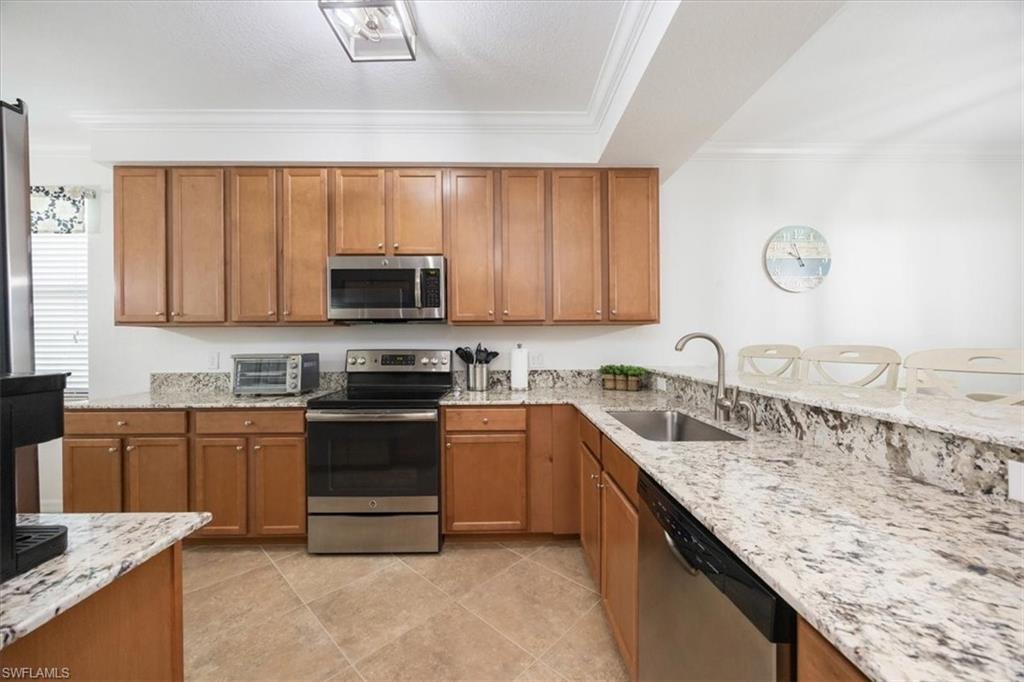 BONITA NATIONAL GOLF AND COUNTRY CLUB - Residential Lease