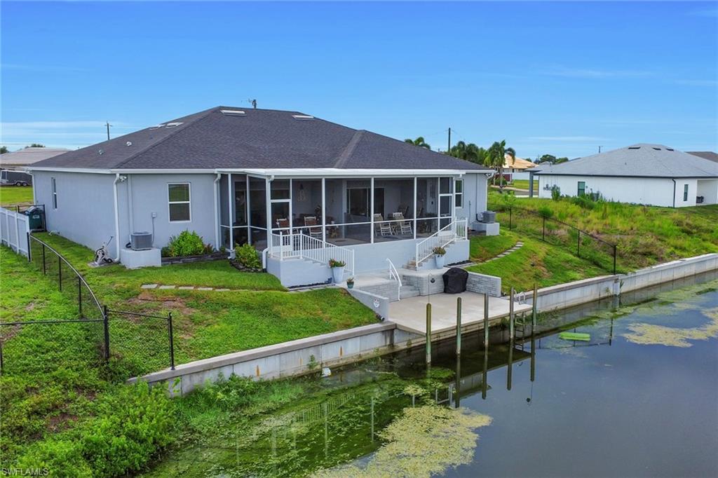 CAPE CORAL - Residential