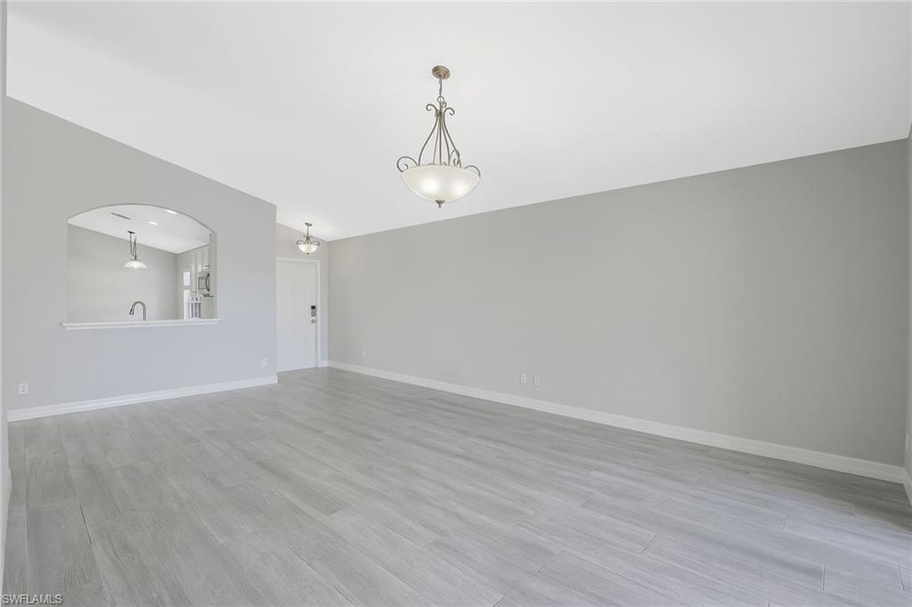 SATURNIA LAKES - Residential