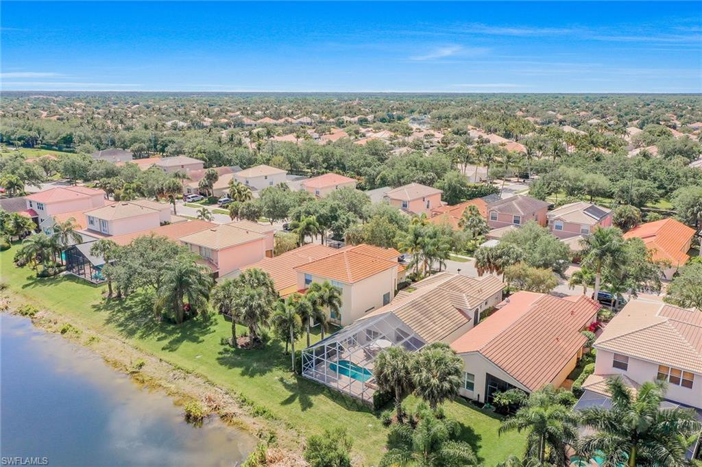 SATURNIA LAKES - Residential