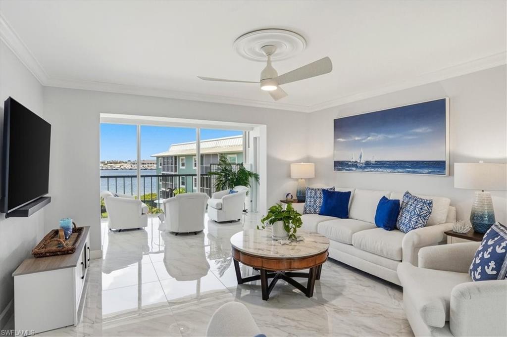 FOUR WINDS MARINA - Residential Lease