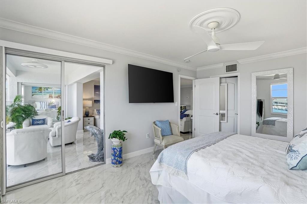 FOUR WINDS MARINA - Residential Lease