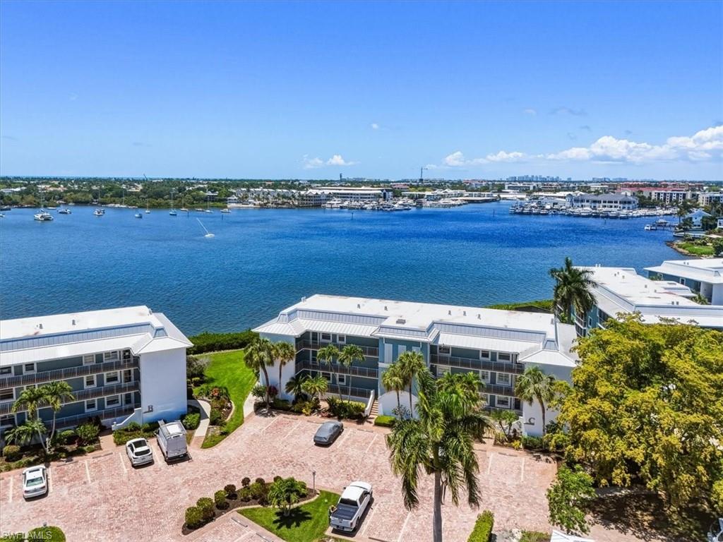 FOUR WINDS MARINA - Residential Lease