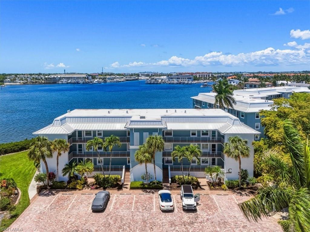 FOUR WINDS MARINA - Residential Lease