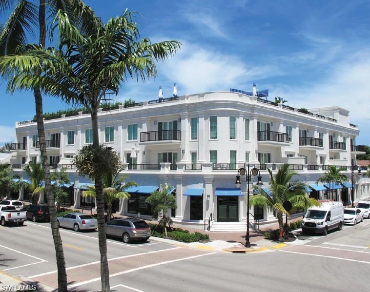 ESPLANADE - Residential Lease