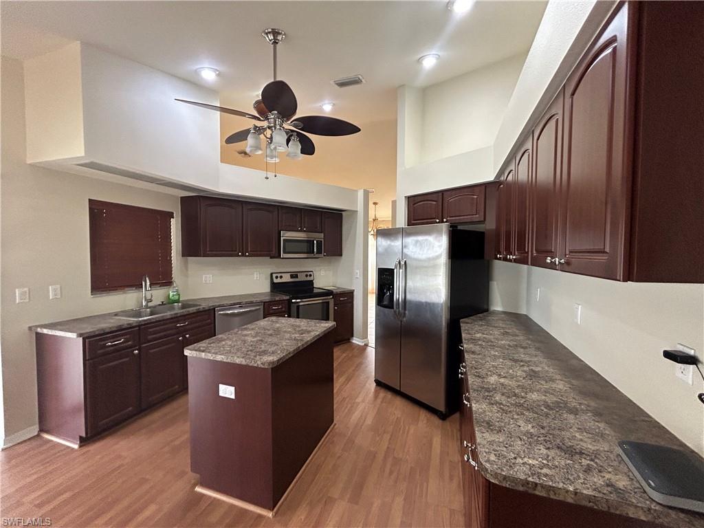 CAPE CORAL - Residential Lease
