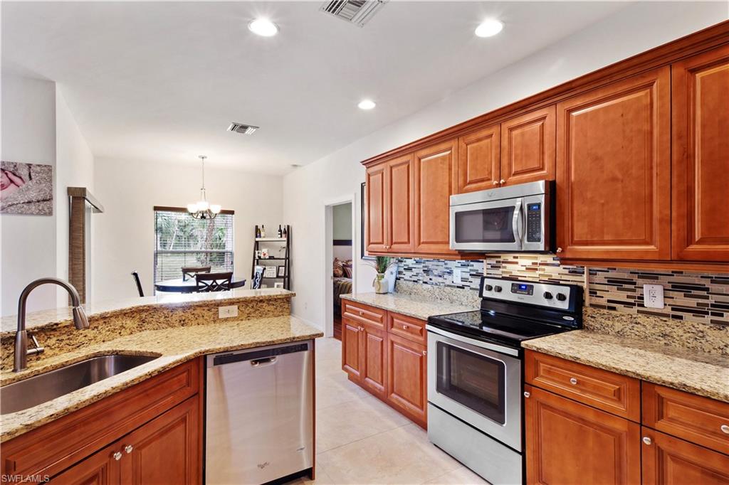 GOLDEN GATE ESTATES - Residential