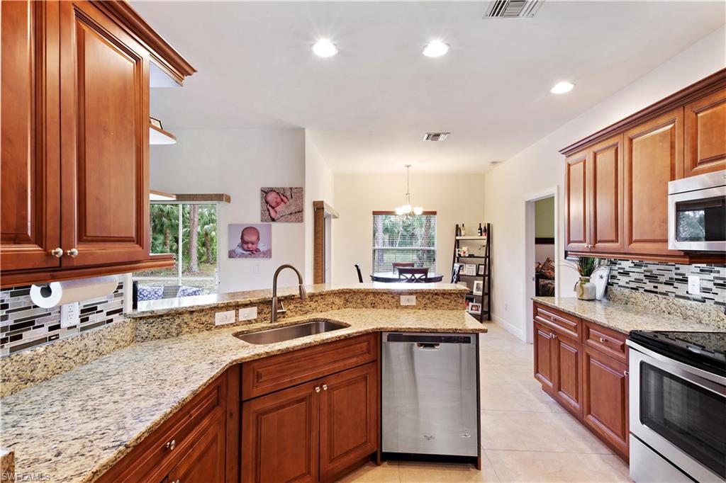 GOLDEN GATE ESTATES - Residential