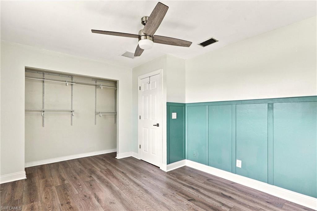 SAN CARLOS PARK - Residential