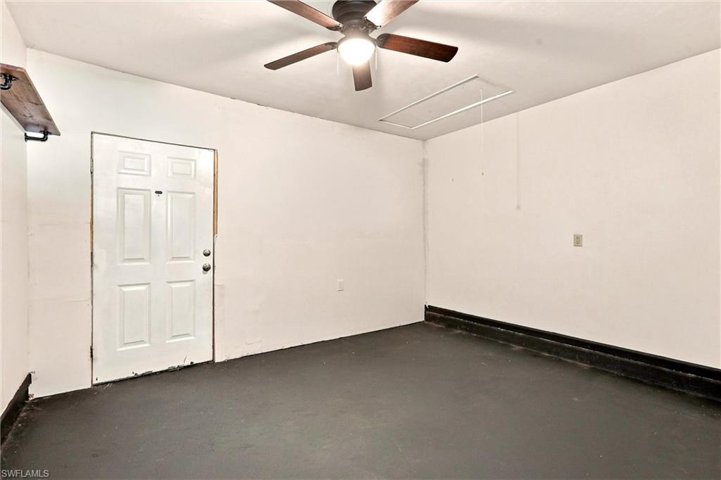 SAN CARLOS PARK - Residential
