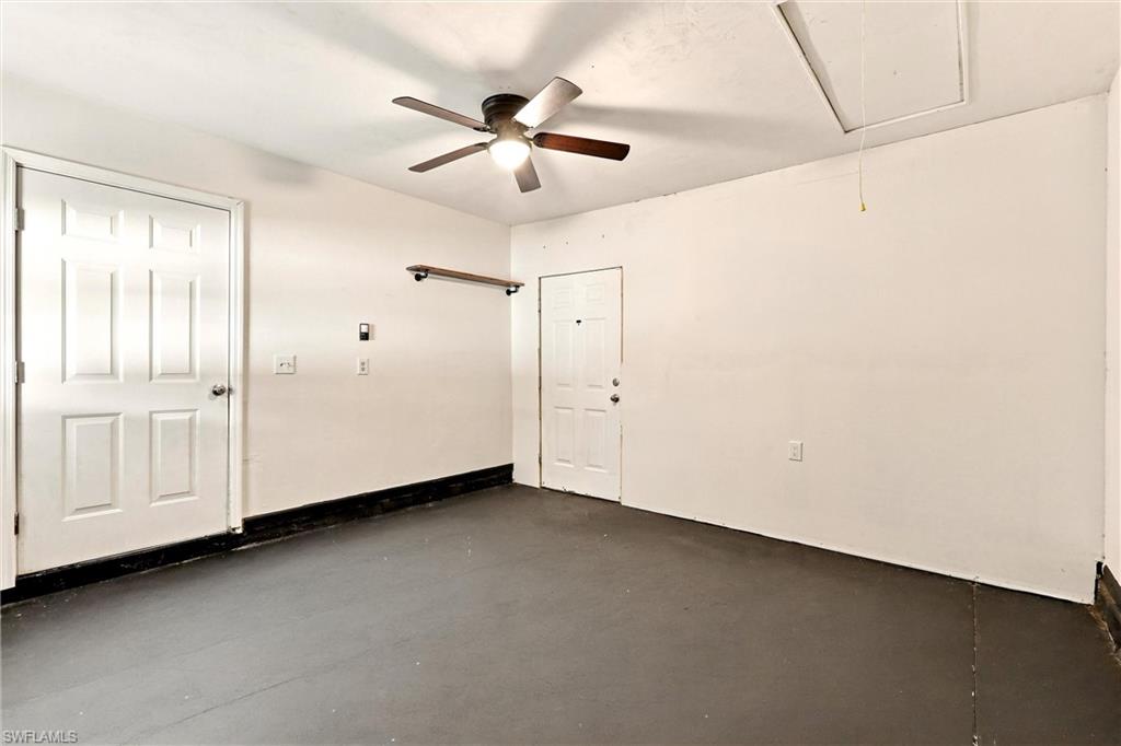 SAN CARLOS PARK - Residential