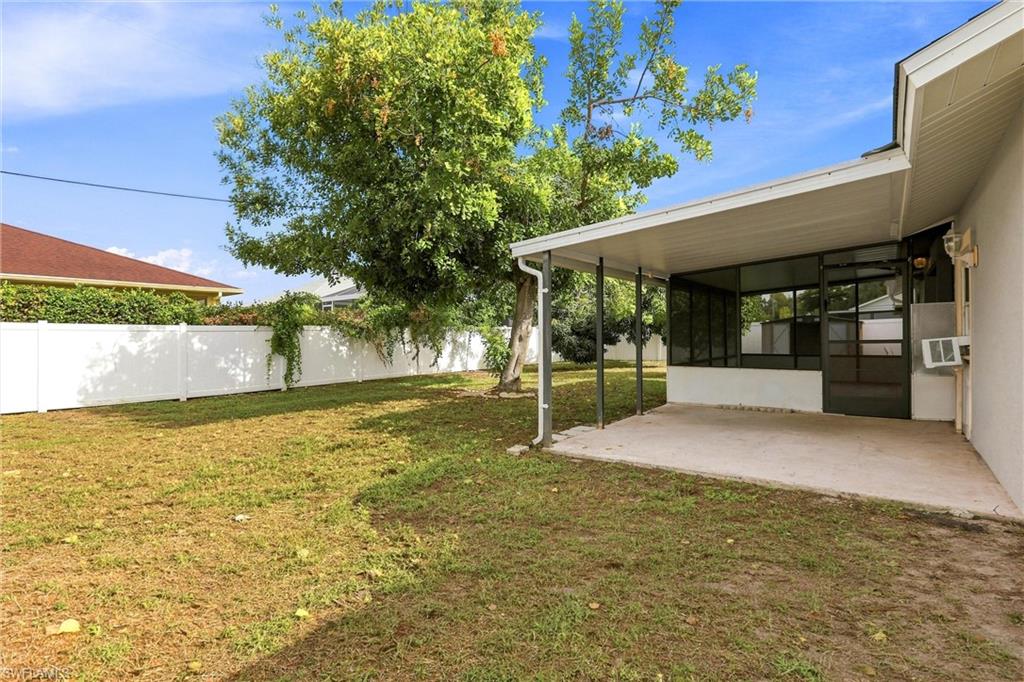 SAN CARLOS PARK - Residential