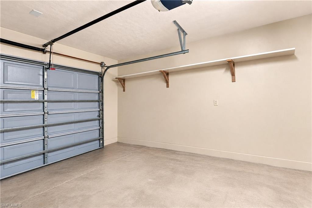 SAN CARLOS PARK - Residential