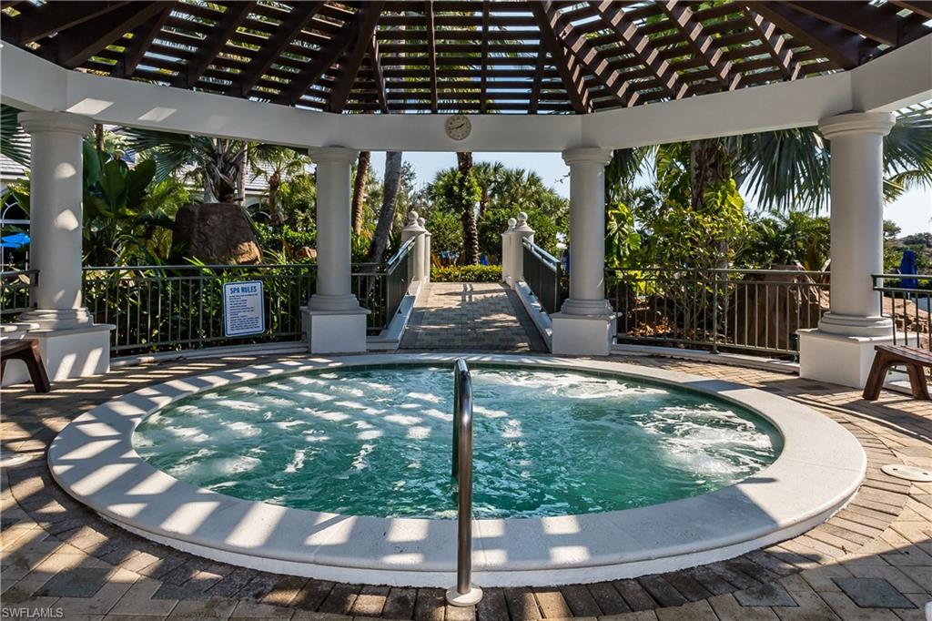 LAGUNA - Residential