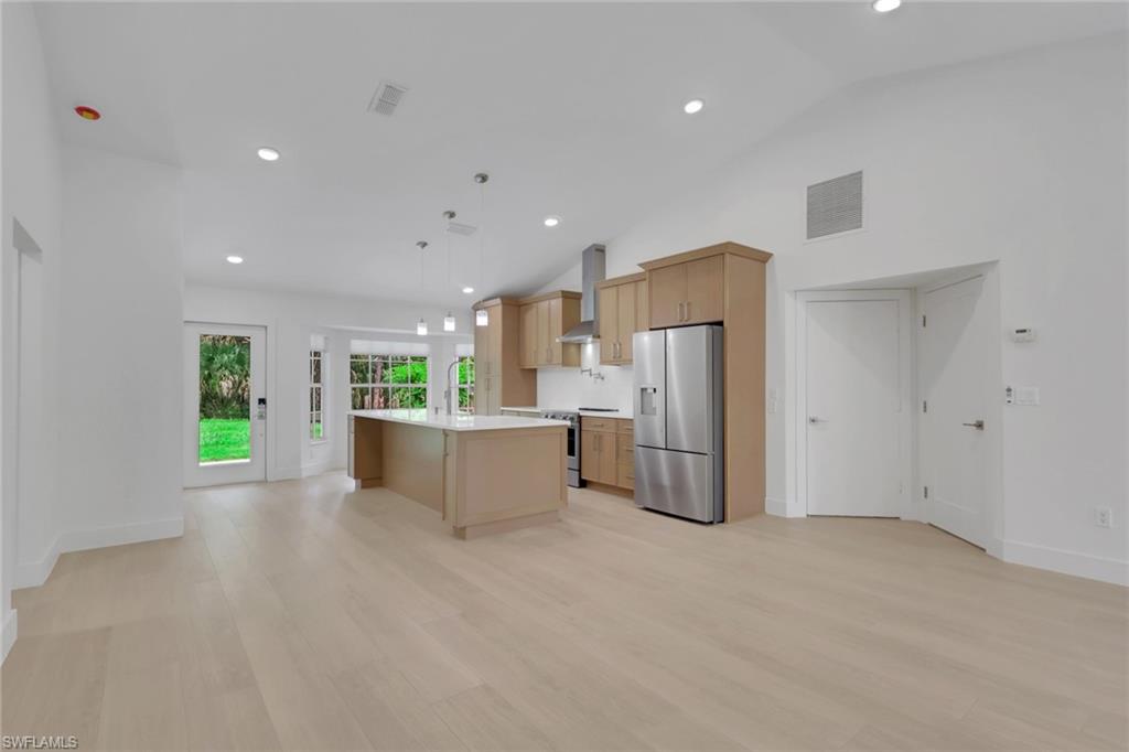GOLDEN GATE ESTATES - Residential