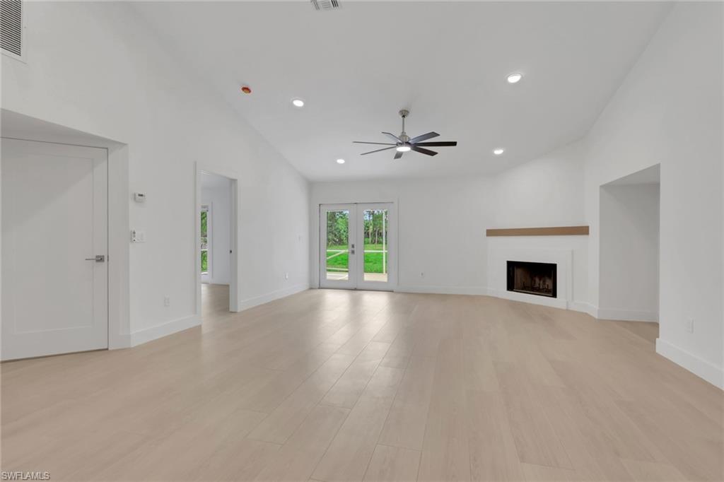 GOLDEN GATE ESTATES - Residential