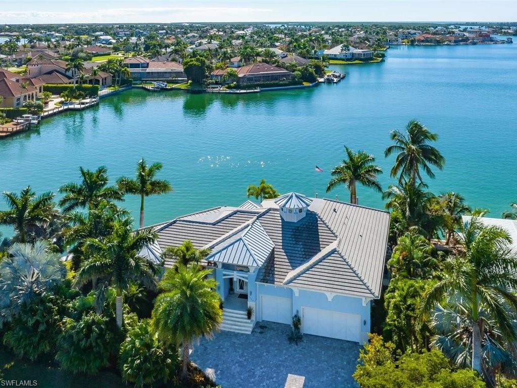 MARCO BEACH - Residential