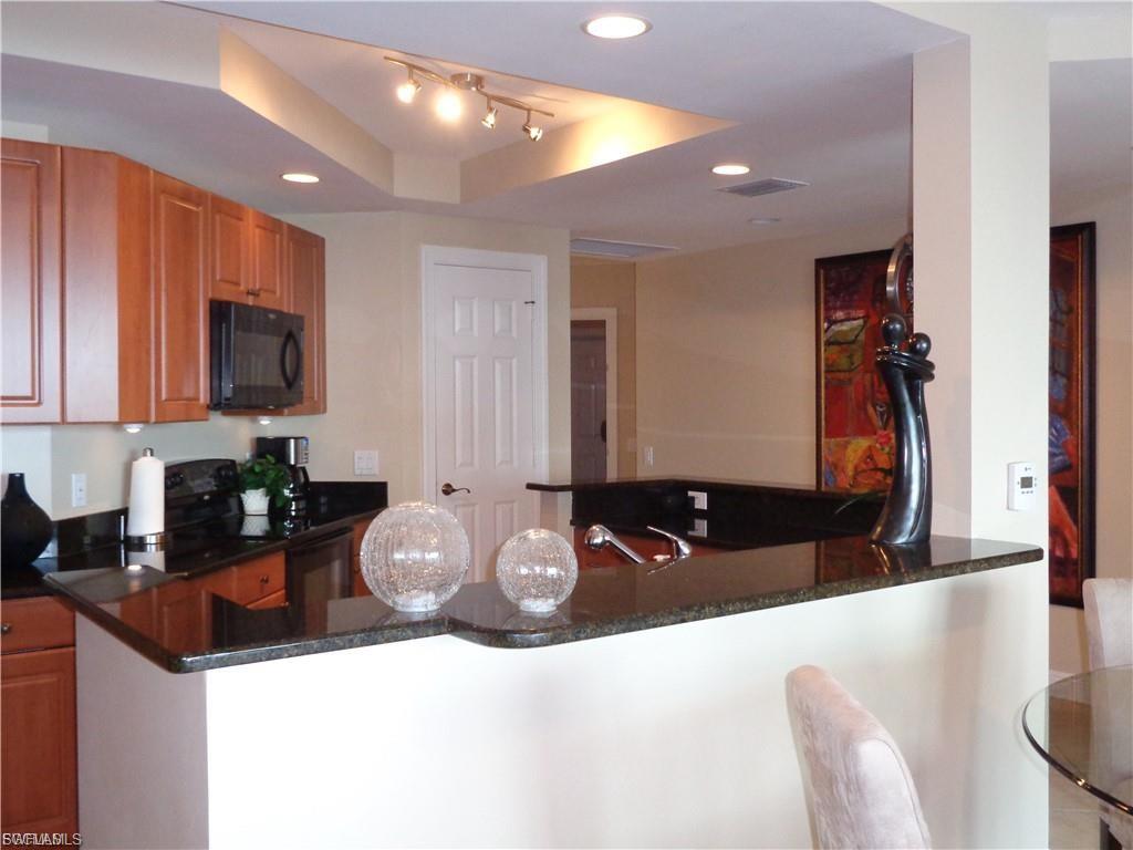 RIVIERA - Residential Lease
