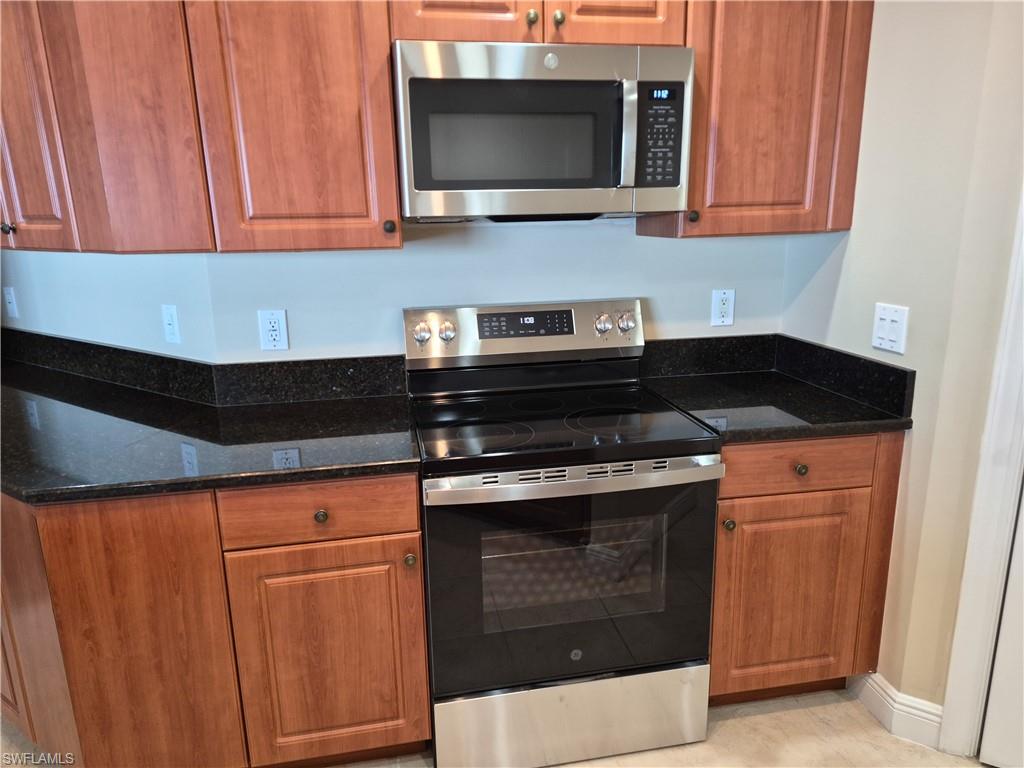 RIVIERA - Residential Lease