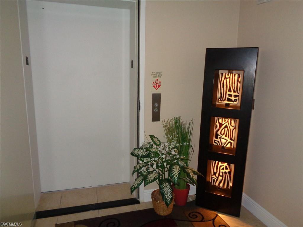 RIVIERA - Residential Lease